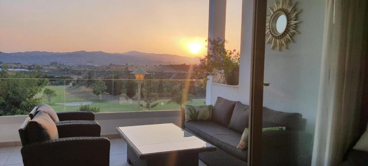 Baviera Hills Holiday Apartment Caleta De Velez Zewnętrze zdjęcie